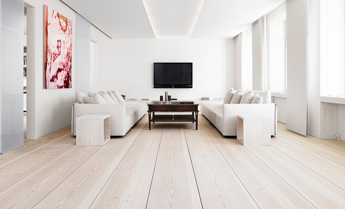 Hardwood 32